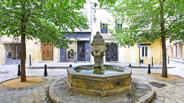 Fontaine des Trois Ormeaux