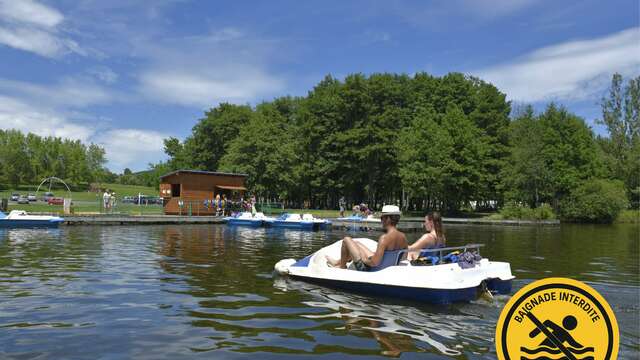 Nautical and leisure center of Aubusson d'Auvergne's lake