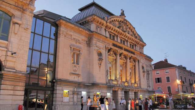 Scène nationale Bourg-en-Bresse _ Théâtre de Bourg-en-Bresse