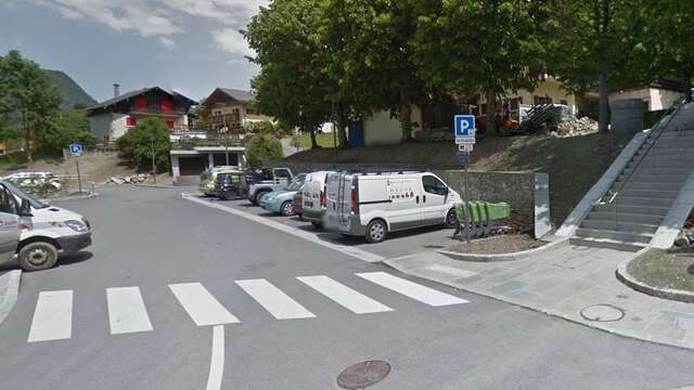 Parking de la Mairie