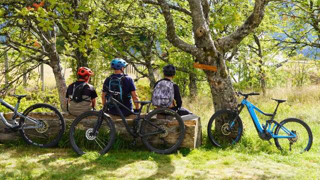 Le Livradois-Forez en vélo à assistance électrique, de Thiers à Ambert