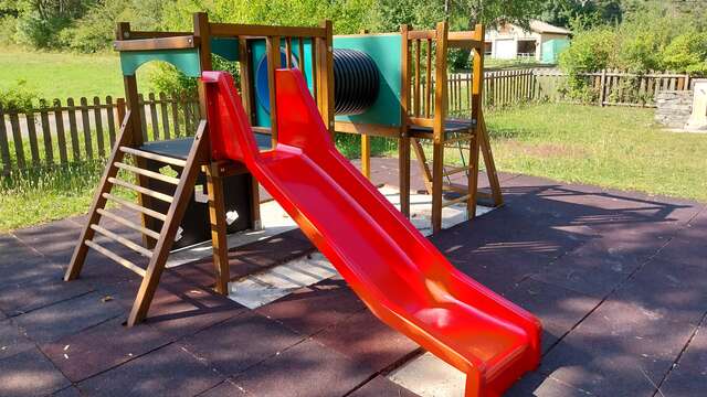 Aire de Jeux de Verdaches