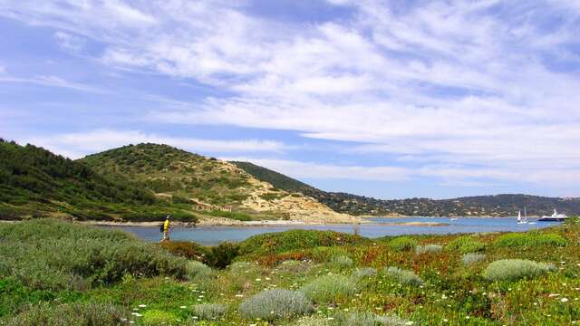 In the footsteps of the Cap Taillat customs officers" hike