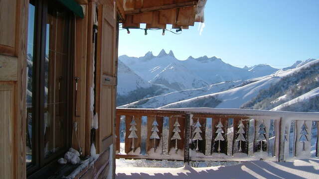 Petit Loup - Chalet la Louvière