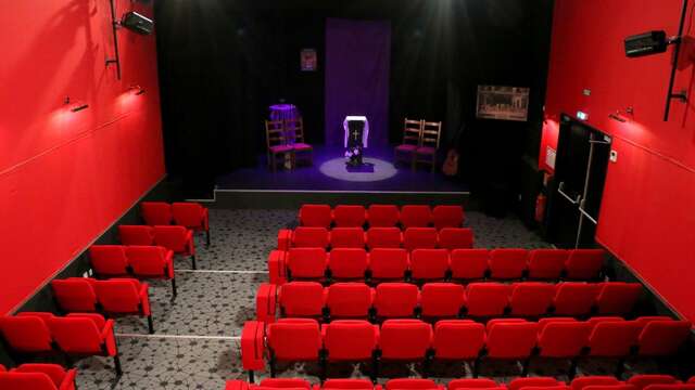 Spectacle, La folle histoire de la drague de Sofi Martel et Arno Maxx