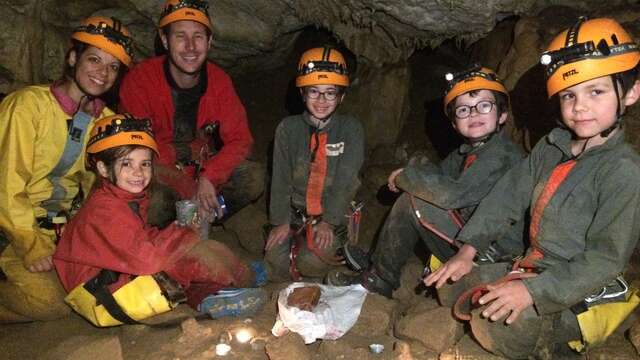 Introduction to caving at the St Aupre cave with Acet'eau