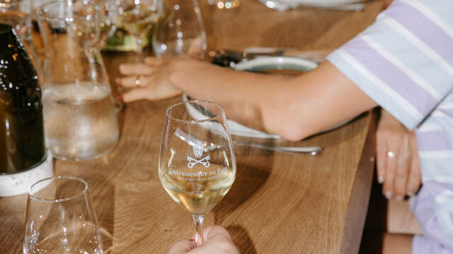 Dégustation de cuvées Prestige à la Vinothèque de Châteauneuf-du-Pape