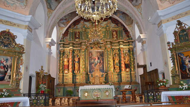 Bazar dans l'église - visite guidée avec Claire rien que pour vous !