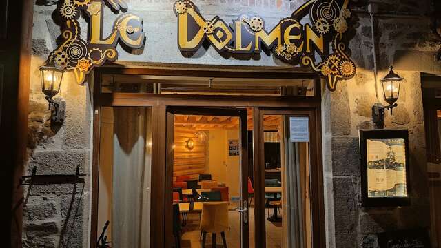 Le Dolmen