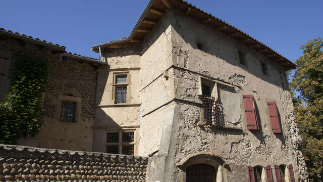 Bourg médiéval de Moras