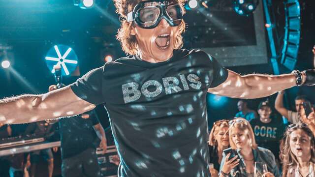 Vaison Night Fever' - 90er Jahre / 2000er Jahre im Théâtre Antique