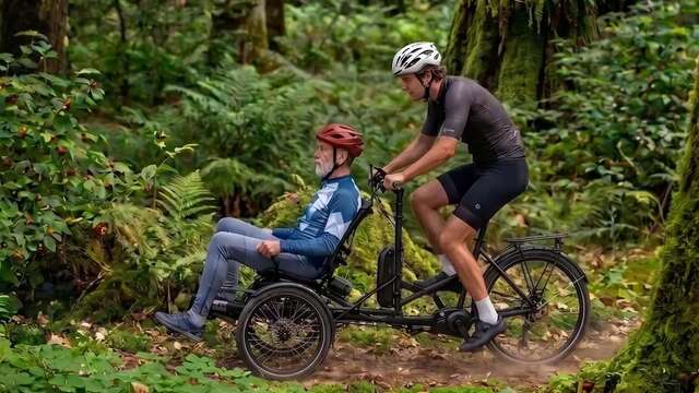Présentation des vélos adaptés et fauteuils tout terrain