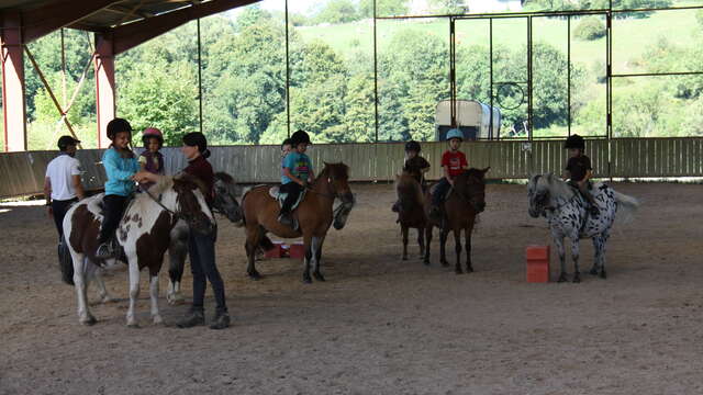 Baptêmes de poney avec les Écuries de Crossey