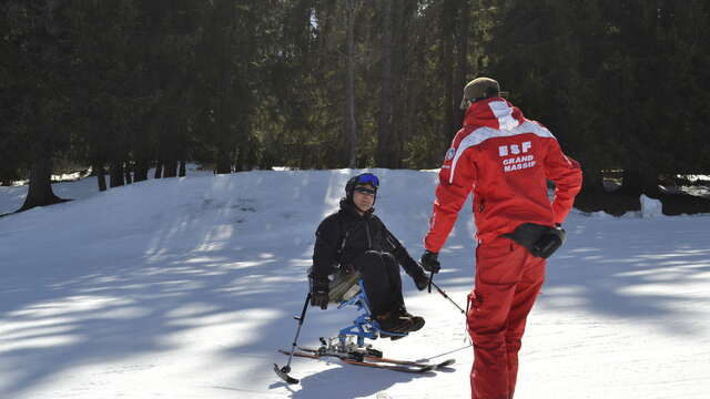 Enseignement et accompagnement des personnes handicapées en handiski