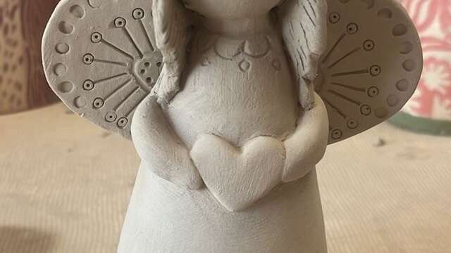 Modeling Workshop: Angels and Elves for a Sparkling Christmas