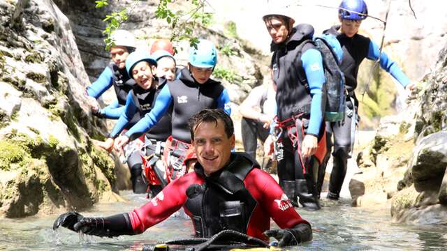 Canyoning sportif Rabou - Grimper à Orpierre