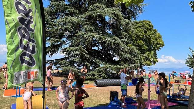 Verrückte Parkour-Strecken am Strand