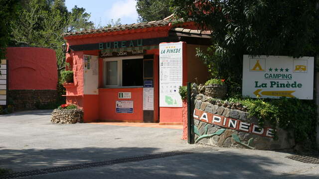 Camping la Pinède