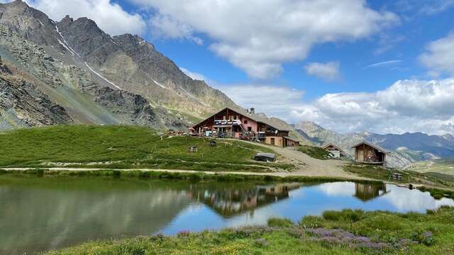Refuge de la Blanche