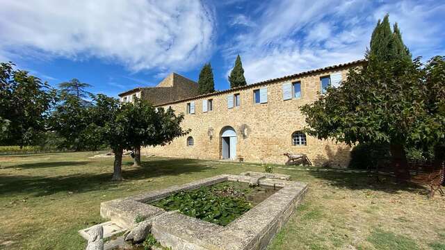 Château Saint-Pierre de Mejans