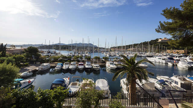 Port Saint-Pierre des Embiez