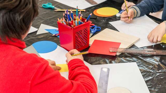 La visite atelier des 4-6 ans : Exposition Figuration Narrative