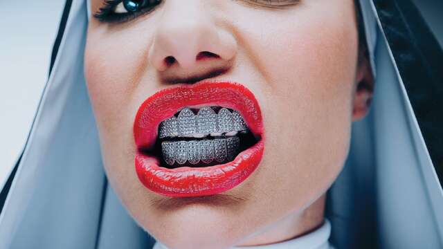 Ariane Brodier – Bonne