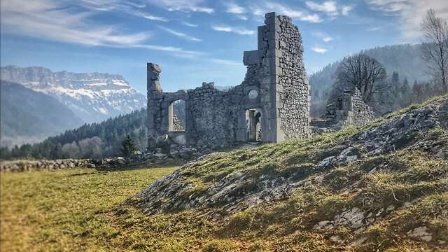 Ruines du Château de Montbel