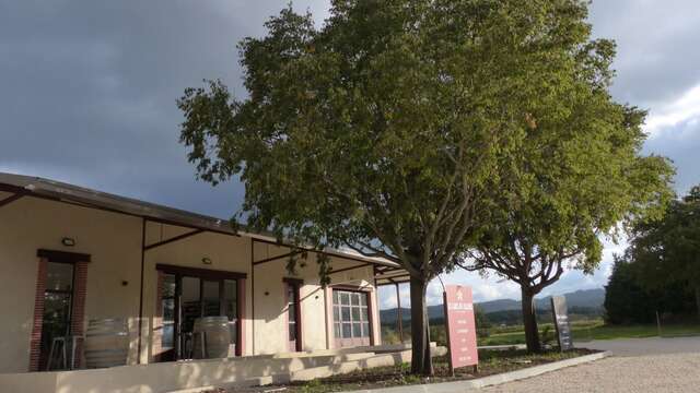 Les Caves des Collines Wijnbouwers en brouwers