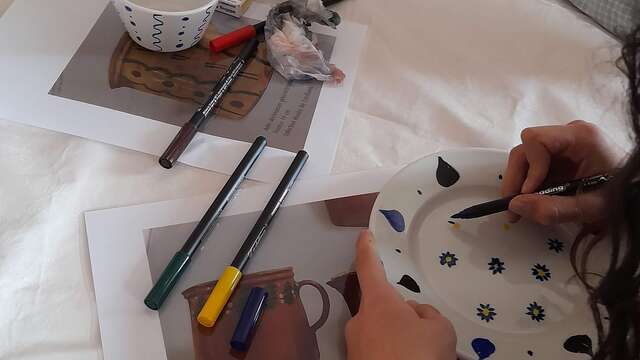 Decorate your ceramics in the style of Savoyard potters