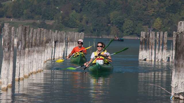 Canoë kayak sur le lac d'Aiguebelette