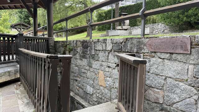 Public toilets - Jardin du Mont-Blanc