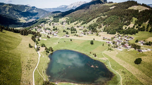 Tour du Lac des Confins