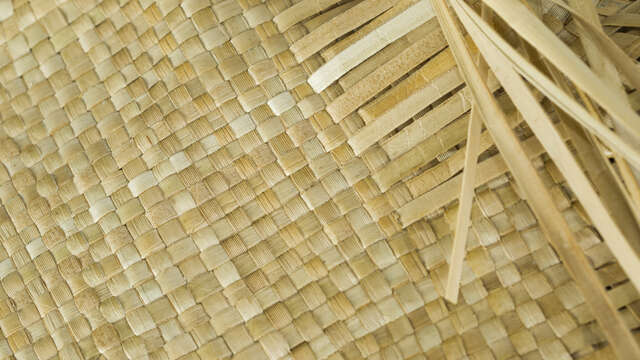 Miniatures in the art of weaving and culture