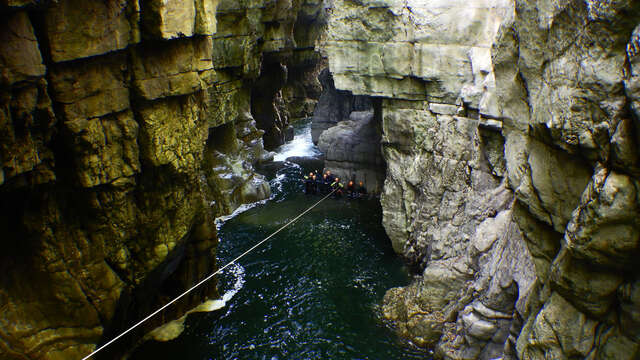 Canyoning dans les gorges de Chailles avec CORDI'CA