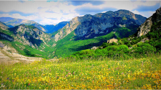 Chapelle et crypte de Dromon