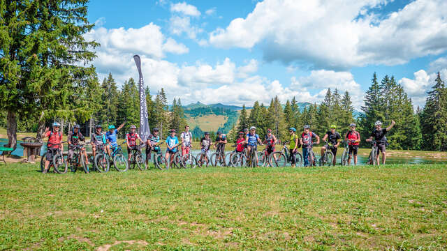 e-Bike Tour - Rando VTTAE Goûter gourmand face au Mont-Blanc