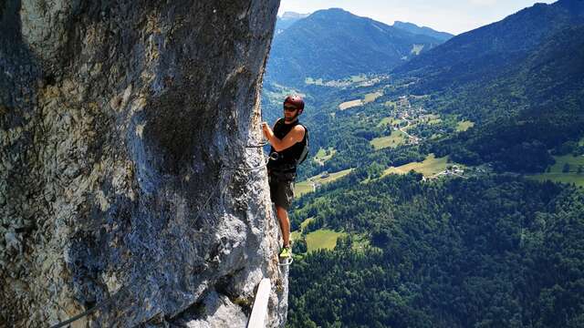 Encadrement via ferrata de Roche Veyrand