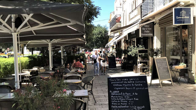 Le Sanglier Bar A Vins - Bureau de tabac