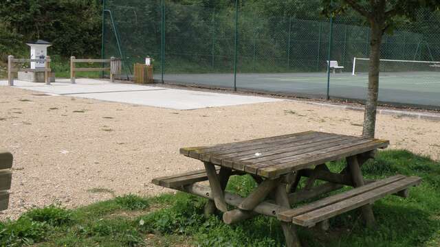 Aire de services et de stationnement camping-car