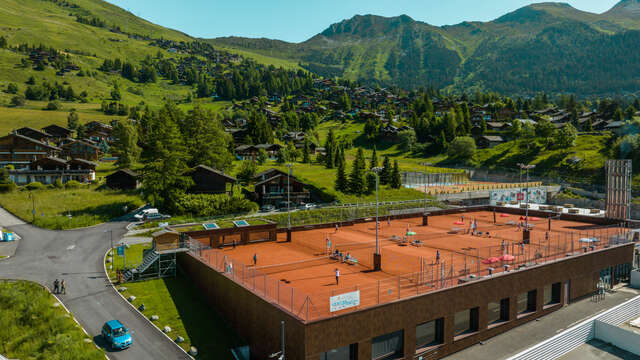 Courts de tennis extérieur - Centre Sportif de Verbier