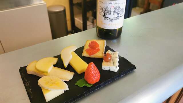 Accord fromages et vins de Savoie au Domaine des Granges Longes
