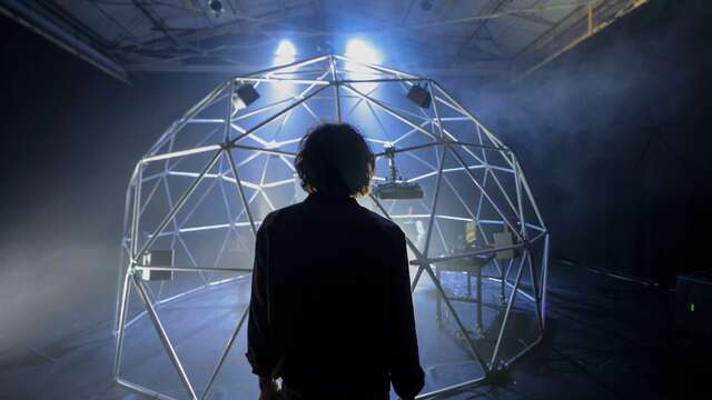 Una Lunghissima Ombra