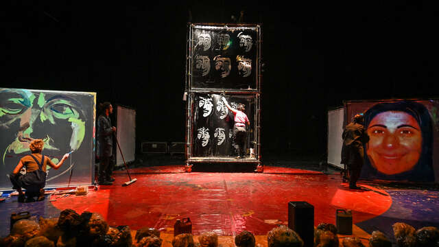 Jeune Public - Spectacle "Vite, un selfie !"