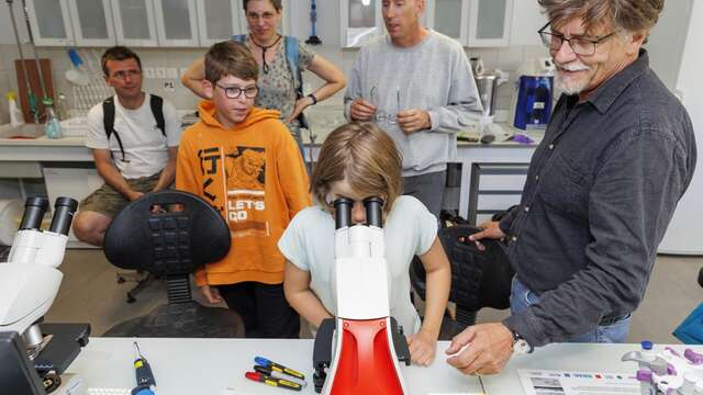 Atelier scientifique : le sang des glaciers...enquête en cours