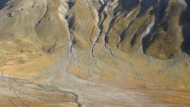 Randonner au lac du Goléon avec le Bureau des Guides