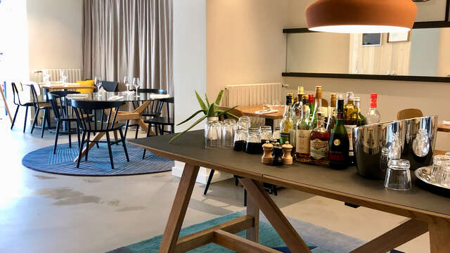 Oma Restaurant
