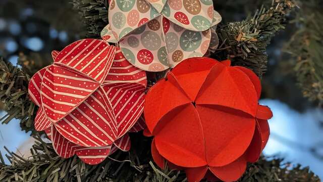 Parent-Child Creative Workshop: Making Christmas Baubles