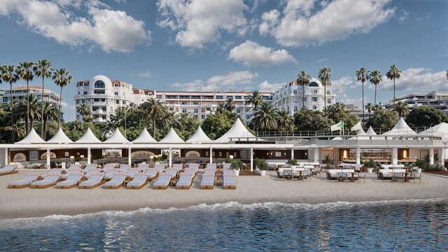 Ciro's Cannes, The private beach of Majestic