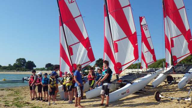 À partir de 6 ans - Stage, initiation sur le marais des optimists, puis en mer (dériveurs et catamarans)